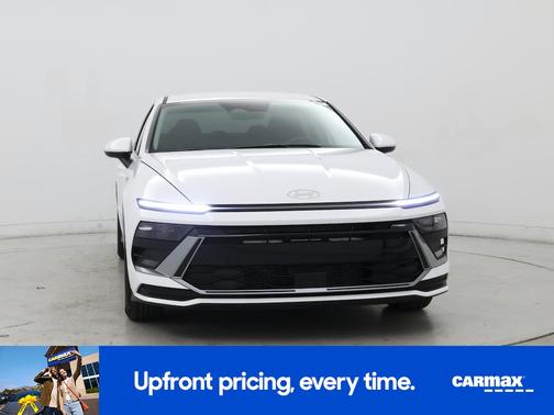 White 2025 Hyundai SONATA SE