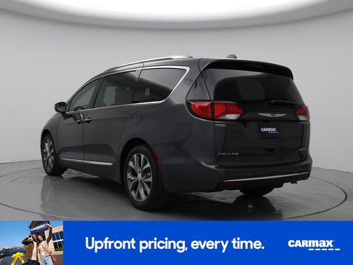 Gray 2019 Chrysler Pacifica Limited