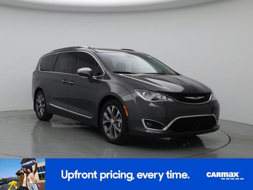 Gray 2019 Chrysler Pacifica Limited