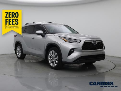 Gray 2024 Toyota Highlander Hybrid Limited