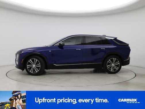 2024 Cadillac LYRIQ Luxury 2