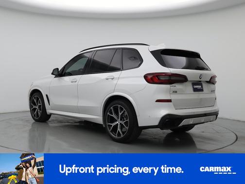 White 2022 BMW X5 M50i
