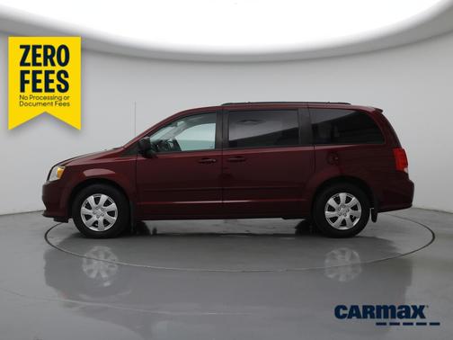 Red 2017 Dodge Grand Caravan SE