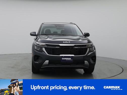 Silver 2025 Kia Seltos S