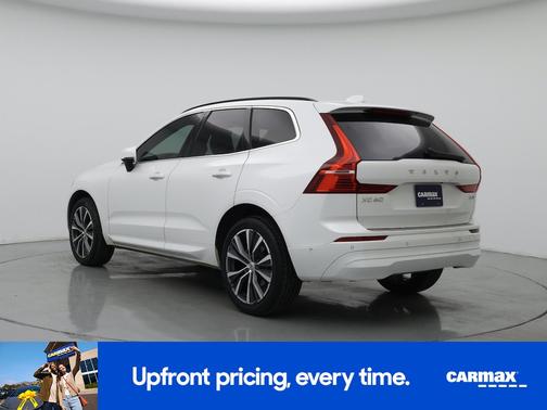 White 2022 Volvo XC60 B5 Momentum