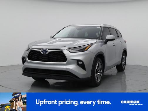 2022 Toyota Highlander Hybrid XLE