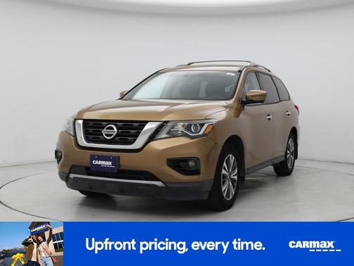 2017 Nissan Pathfinder SL