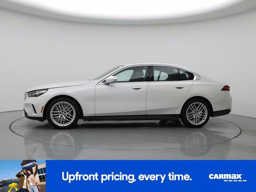 White 2025 BMW 530 I xDrive