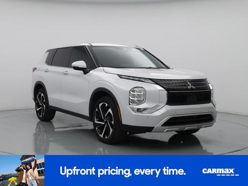 2023 Mitsubishi Outlander SE