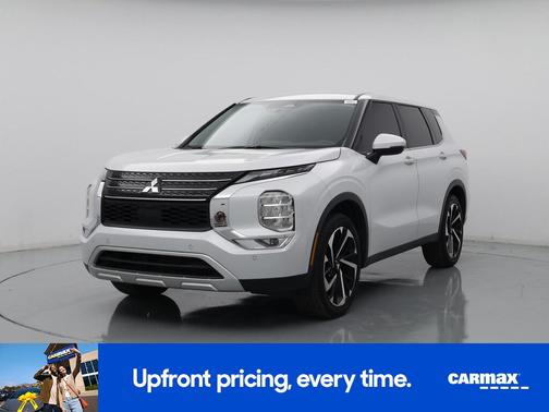 2023 Mitsubishi Outlander SE