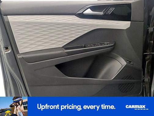 Gray 2023 Volkswagen Taos S