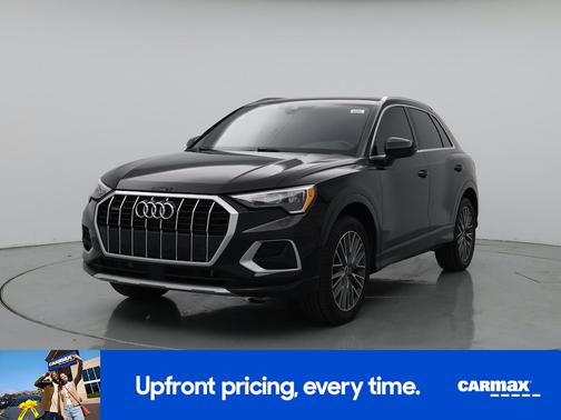 Black 2022 Audi Q3 Premium