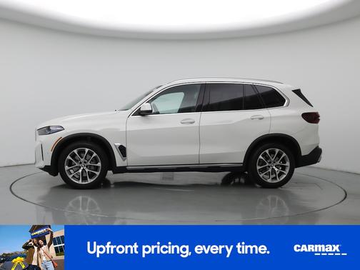 White 2024 BMW X5 xDrive40i