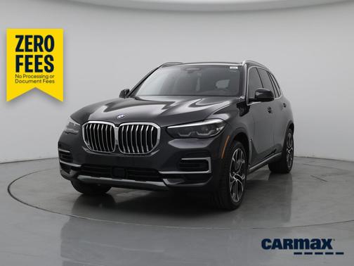 Gray 2023 BMW X5 sDrive40i