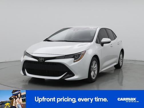 White 2022 Toyota Corolla Hatchback SE