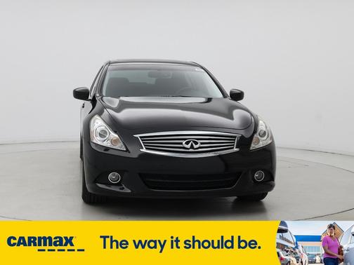 2015 INFINITI Q40