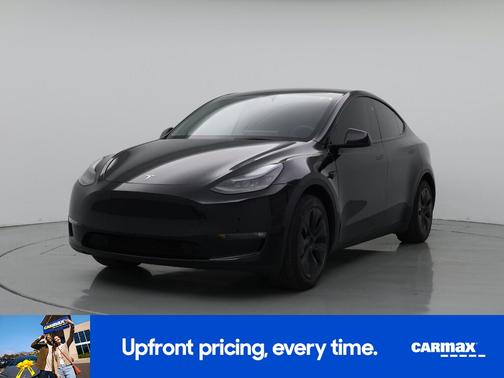 Black 2025 Tesla Model Y Long Range