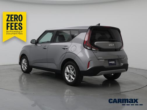 Gray 2025 Kia Soul LX