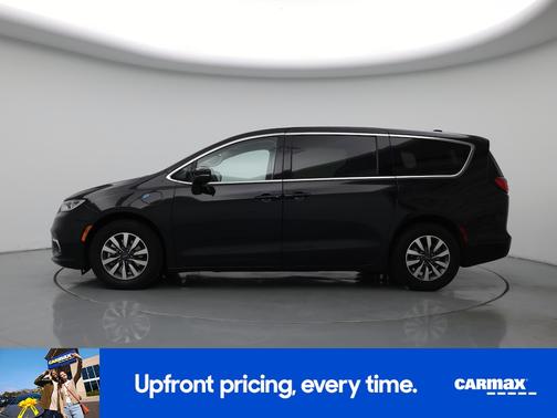 Black 2023 Chrysler Pacifica Hybrid Touring L