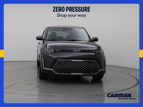 Gray 2024 Kia Soul EX