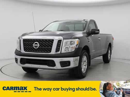 2017 Nissan Titan SV