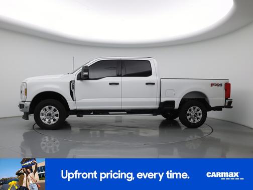 White 2024 Ford F-250 XLT