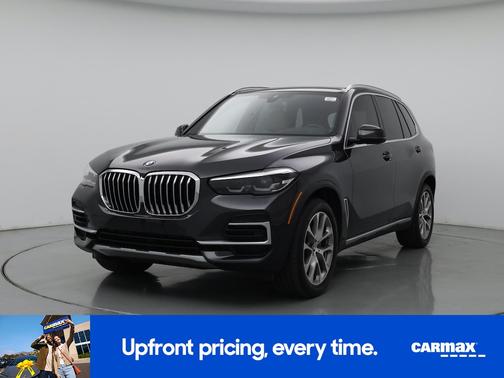 Gray 2022 BMW X5 sDrive40i