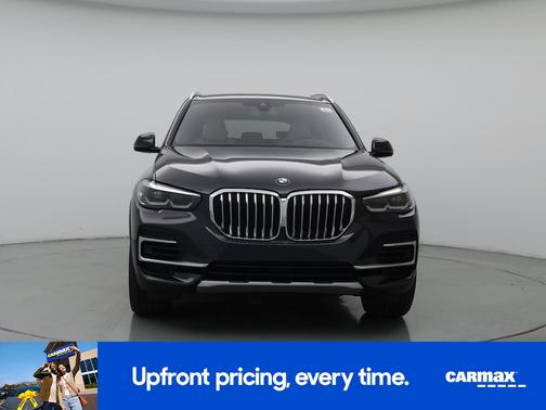 Gray 2022 BMW X5 sDrive40i