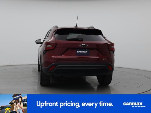 Red 2024 Chevrolet Trax 2RS