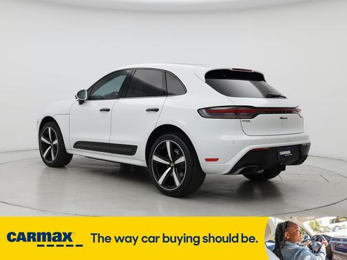 2022 Porsche Macan