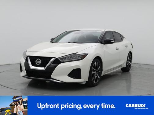 White 2022 Nissan Maxima SV