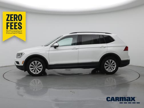 White 2018 Volkswagen Tiguan SE