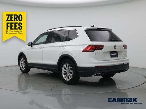 White 2018 Volkswagen Tiguan SE