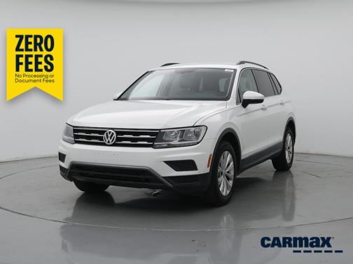White 2018 Volkswagen Tiguan SE