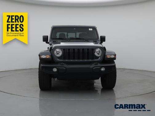 Gray 2025 Jeep Gladiator Sport