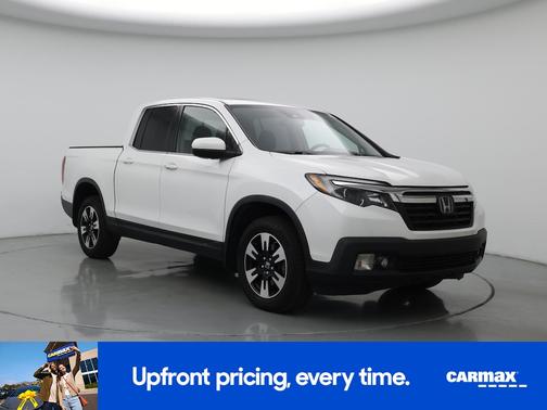 White 2020 Honda Ridgeline RTL