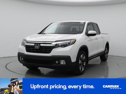 White 2020 Honda Ridgeline RTL