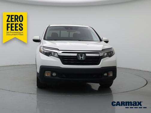 White 2020 Honda Ridgeline RTL