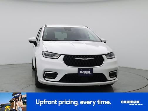 White 2023 Chrysler Pacifica Hybrid Touring L