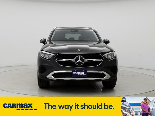 2023 Mercedes-Benz GLC 300