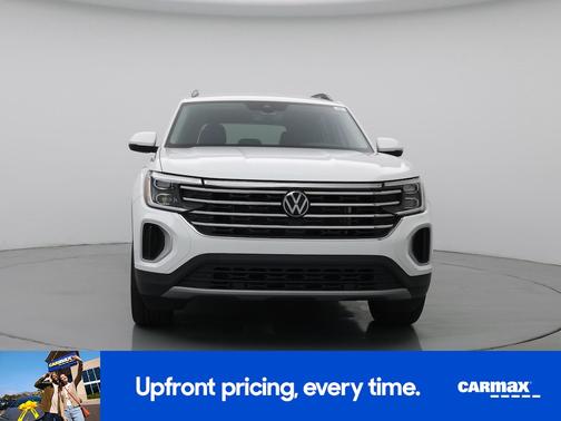 White 2024 Volkswagen Atlas SE w/Tech