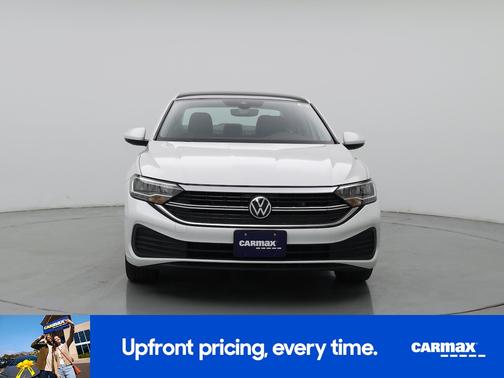White 2023 Volkswagen Jetta SE