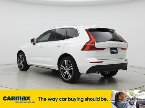 2021 Volvo XC60 T5 Momentum