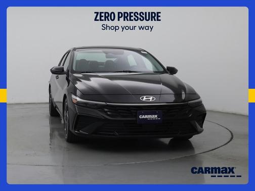 Black 2025 Hyundai ELANTRA Limited