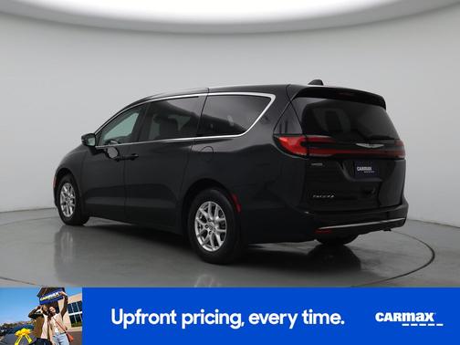 Black 2023 Chrysler Pacifica Touring L