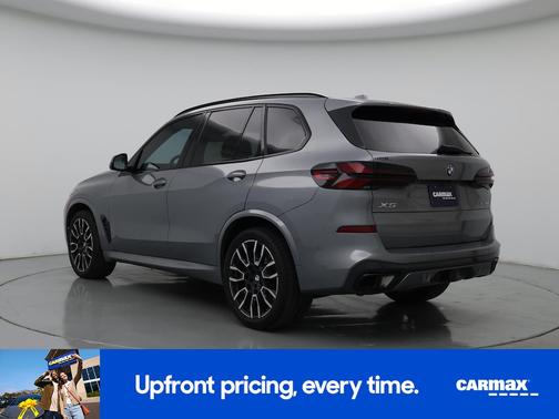 Gray 2024 BMW X5 xDrive40i