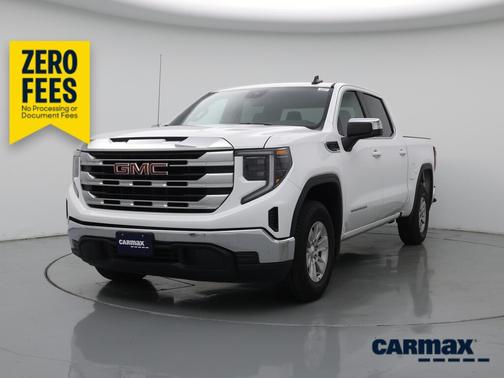White 2024 GMC Sierra 1500 SLE