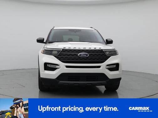 White 2022 Ford Explorer XLT