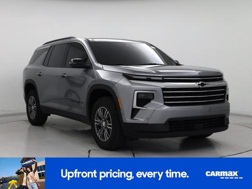 Gray 2024 Chevrolet Traverse LT