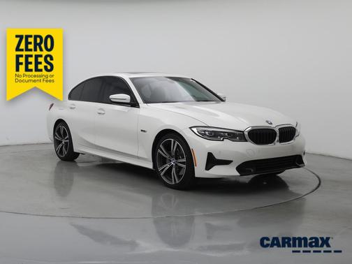 White 2022 BMW 330e
